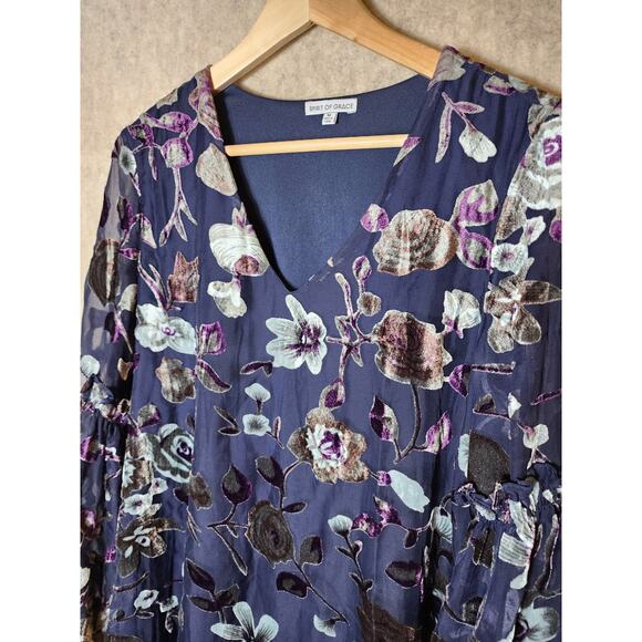 SPIRIT OF GRACE Black Velvet Accent Bell Sleeve Knee Length Dress SZ Medium - Picture 3 of 7